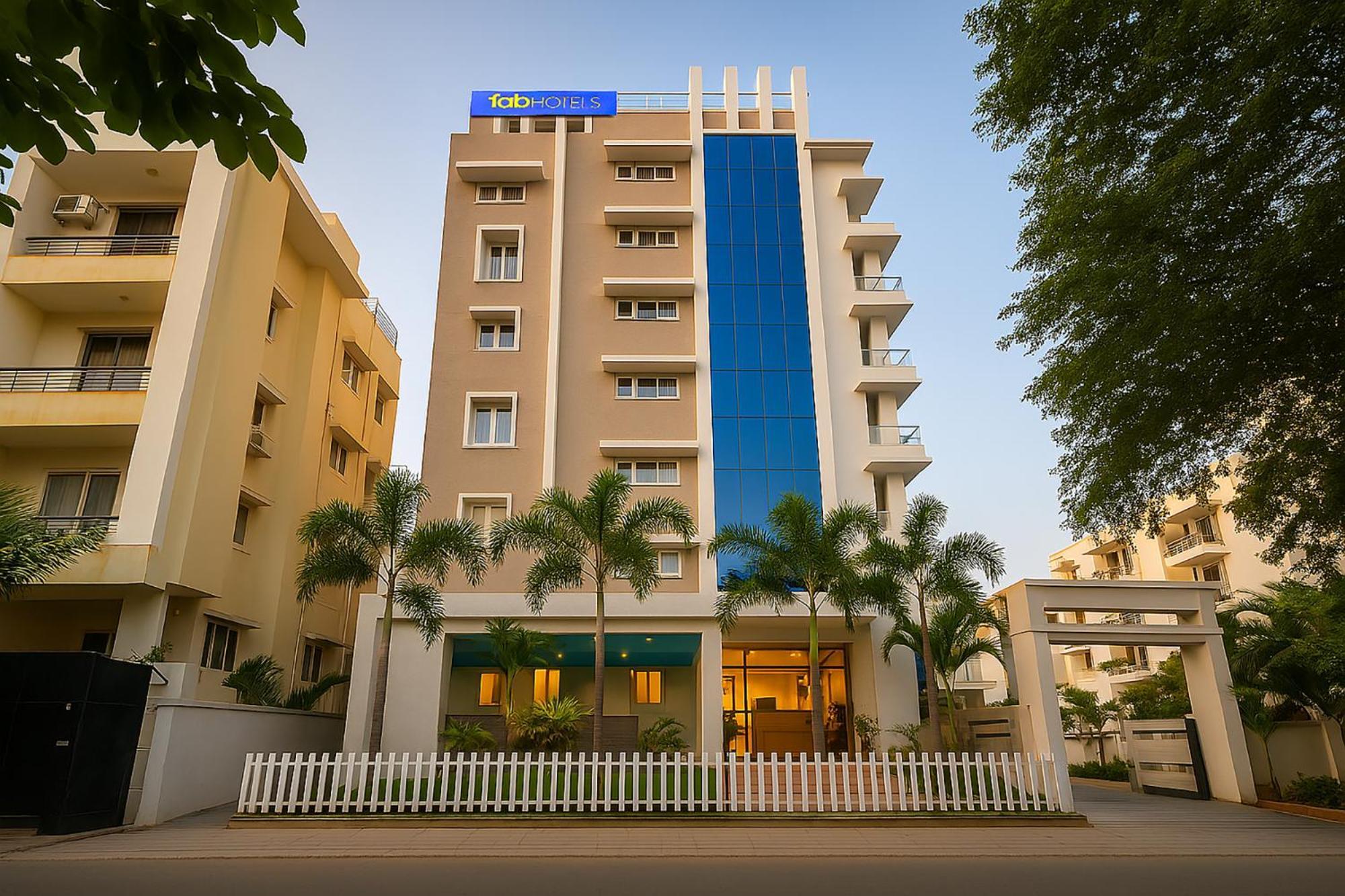 Fabhotel The Botanica - Nr Hyderabad Central University, Kondapur Kondapur  Exteriér fotografie